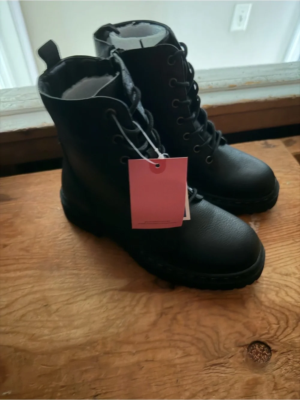 Black Lace-Up Combat Boots for big girls Classic Urban Style